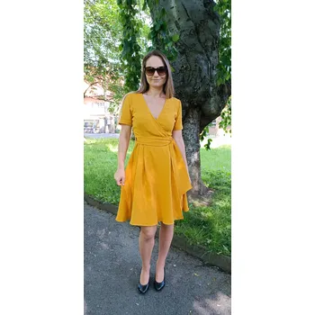 Dámské šaty Kulišárny Mušelínové zavinovací šaty s kolovou sukní MUSTARD VELIKOST: 44-46