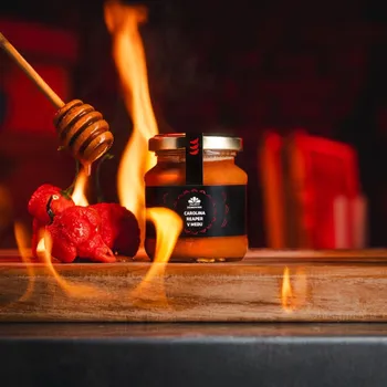 Carolina Reaper v medu vás rozpáře | Včelařství Domovina Hmotnost: 180 g