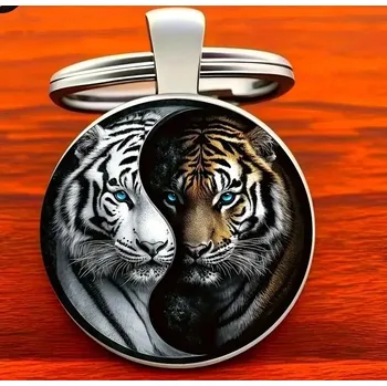 Přívěšek na klíče tygr