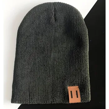 Čepice Jednobarevná dětská čepice Tm.Zelená