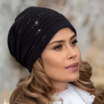 Čepice Krumlovanka Dámská zimní černá čepice 100% vlna W-0052/018