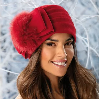 Čepice KRUMLOVANKA W-0007/001 červená