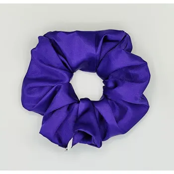 Saténová Scrunchie gumička fialová XL