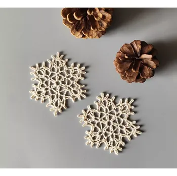 Vánoční ozdoba Háčkované ozdoby - vločky 8 cm - č.3