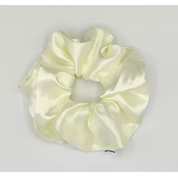 Saténová Scrunchie gumička sv. žlutá XL I.