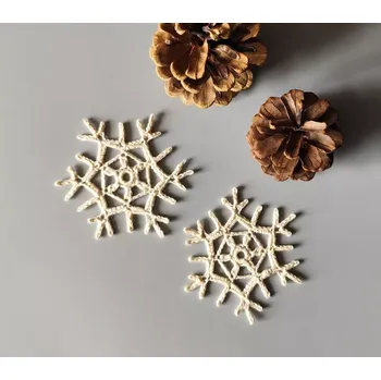 Vánoční ozdoba Háčkované ozdoby - vločky 8 cm - č.2