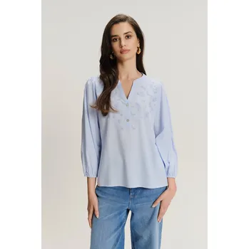 Dámská halenka Greenpoint viskózová halenka s vyšívanou květinovou aplikací modrá Velikost: 36