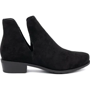 Dámská zimní obuv Černé kotníkové boty s výřezy