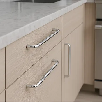 Nábytkové kování Gamet Úchytka GONAT / Lesklý chrom 128 mm