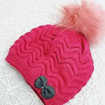 Čepice Dětská zateplená čepice s bambulí, vhodná pro kojence - vlnka růžová