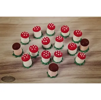 Jedlá dekorace na dort Hříbky – cukrová dekorace na dort