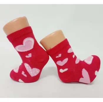 dětské červené ponožky se srdíčky Trepon velikost 13-15