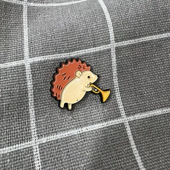 Ježeček s trumpetkou