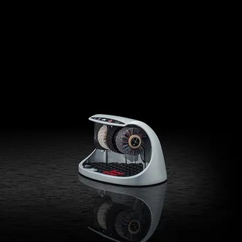 Přípravek pro údržbu obuvi Stříbrný čistič bot Heute Cosmo