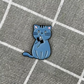 Kočička se zapalovačem