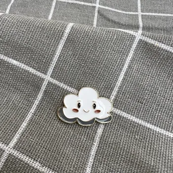 Usmívající se mrak - našedivělý