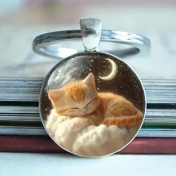 Přívěsek na klíče s kočkou