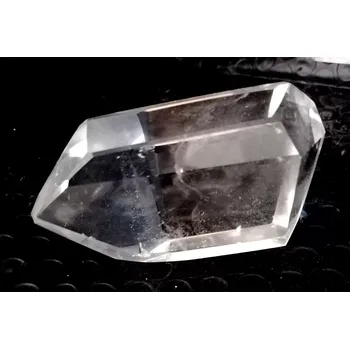 Exkluzivní křišťálový mnohotvar 107 g – čistý horský křišťál AA kvality