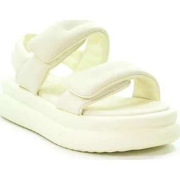 Dámská běžecká obuv Goe W NN2N4102 sandály 37