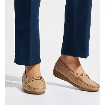 Dámské mokasíny Praktické hnědé dámské mokasíny na klínku 39