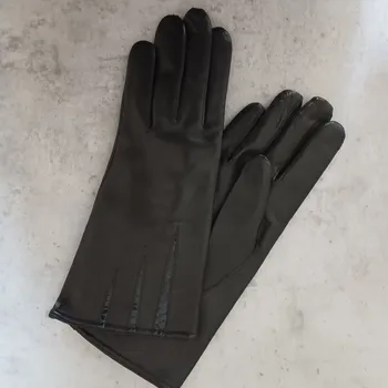 Rukavice Dámské zimní rukavice s hadím zdobením Barva: Černá, Velikost: 7,5