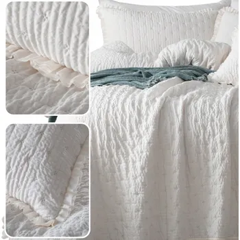 Přehoz na lůžko Přehoz na postel Spod Igły i Nitki mikrovlákno 200 cm x 220 cm bílý