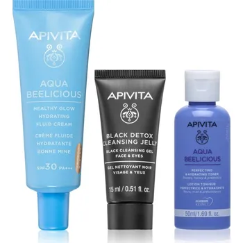 Kosmetická sada Apivita Aqua Beelicious Apivita Cleansing Black Detox Cleansing Gel čisticí gel s aktivním uhlím na obličej a oči 15 ml + Apivita Aqua Beelicious Hydrating Toner tonizační pleťová voda s hydratačním účinkem 50 ml + Apivita Aqua Beelicious Tinted Fluid SPF