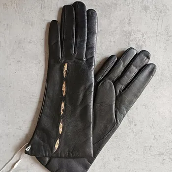 Rukavice Dámské zimní rukavice s hadí ozdobou Barva: Hnědá, Velikost: 8