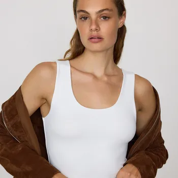 Dámské tričko Reserved - Hladký top - bílá - 5011B-00X - 5011B-00X-XS-2