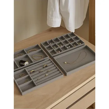 Šperkovnice Sinsay - Organizér na šperky - šedá - 560GQ-09X - 560GQ-09X-ONE