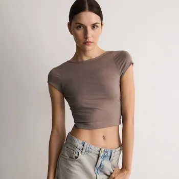 Dámské tričko Reserved - Tričko s průstřihem na zádech - světle olivová - 5389V-81X - 5389V-81X-XL