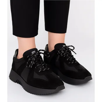 Dámské sandále Dámské černé kožené tenisky Letizia na platformě s broušenými detaily Velikost: 39