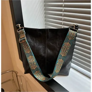 Kabelka Dámská retro kabelka přes rameno ve stylu bucket s velkým objemem Barva (Varianta): Černá