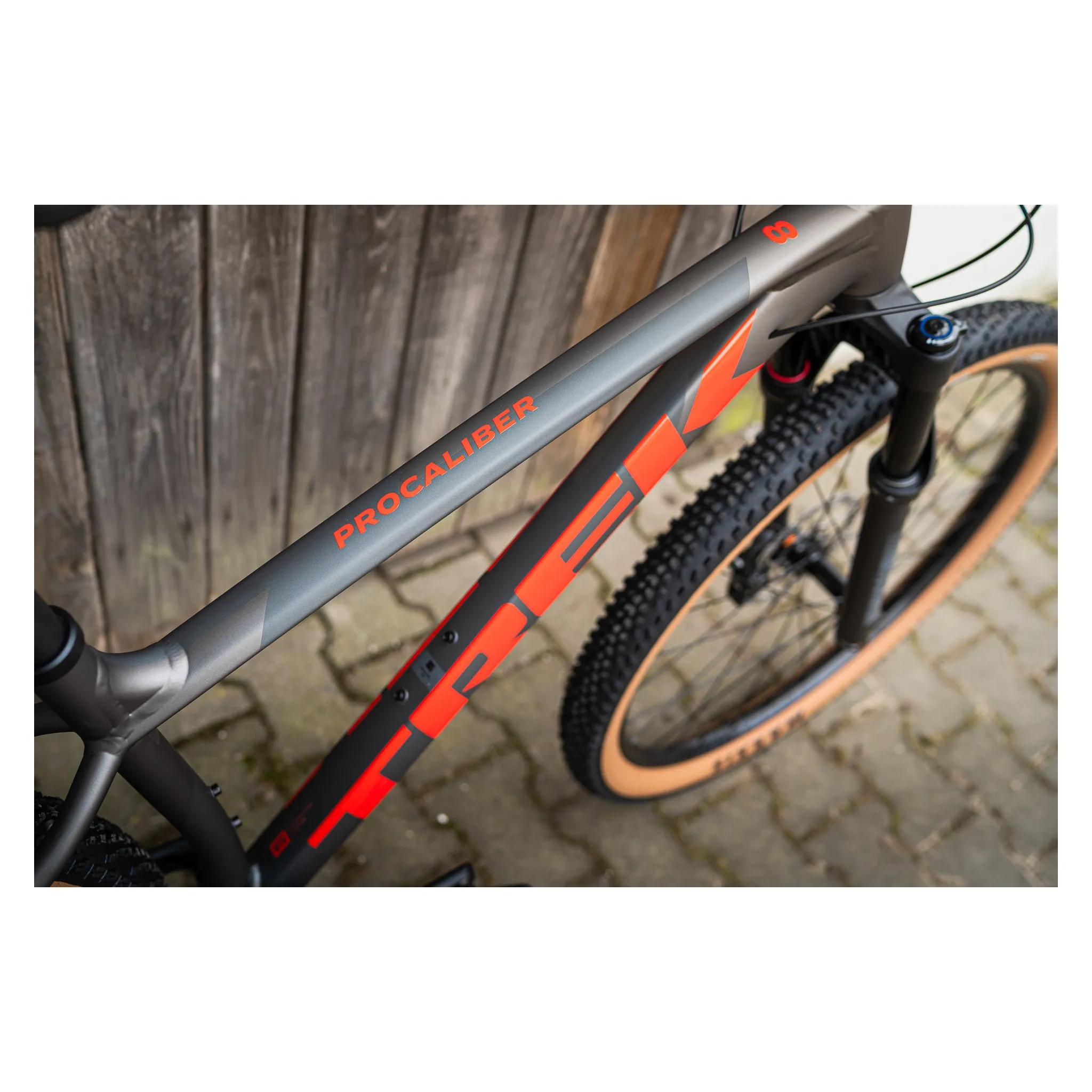 Fotografie 9 - Horské kolo Trek Procaliber 8 29" Matte Mercury/Lithium Grey 2026 M/L