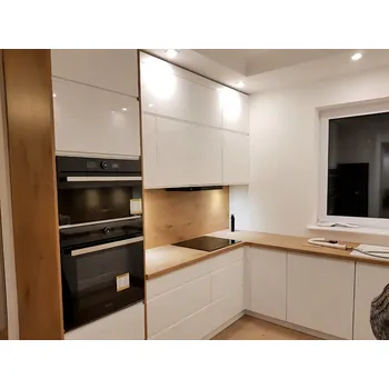 Kuchyňská linka Kuchyňská linka na míru MILANO VI