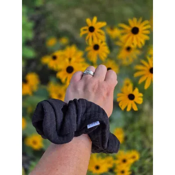 Mušelínová scrunchie s kapsičkou - dámská Barva: Černá