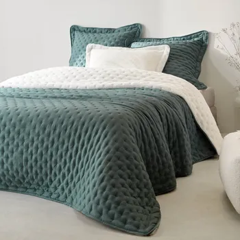 Napínací potah Blancheporte Oboustranný přehoz na postel z prošívaného mikrovlákna /sherpa eukalyptus povlak na polštář 65x65 cm