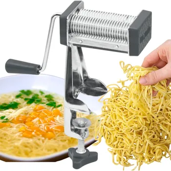 Strojek na těstoviny Orion.Group Ruční strojek na těstoviny a těsto červená