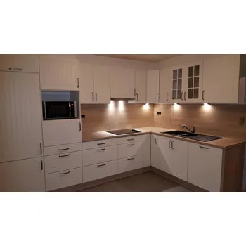 Kuchyňská linka Kuchyňská linka na míru CAPRI MDF III