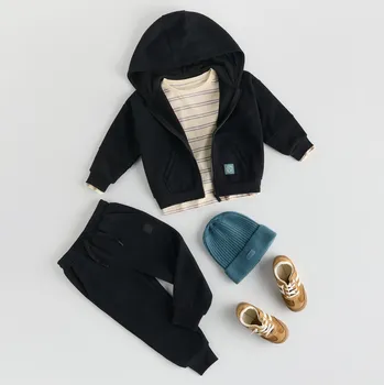 Chlapecká mikina Reserved - Mikina s kapucí - černý - 011FK-99X - 011FK-99X-110