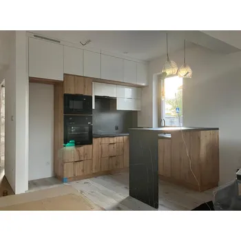 Kuchyňská linka Kuchyňská linka na míru ENGLAND I