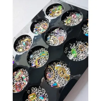 Šperky na nehty - Nail Art Exkluziv