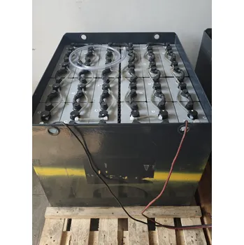 Trakční baterie Repasovaná trakční baterie 48V 6PzS690, r.v.2018 s kapacitou 80%, d. 826 x š.736 x v.612 [627] mm, DIN A (Zánovní baterie - baterie byla pouzita minimálně)