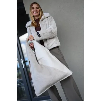 TRIANGLE BAG VELKÁ KABELKA KRÉMOVÁ Rino Pelle