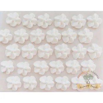 Jedlá dekorace na dort Cukrové květy bílé svatební na platíčku 30ks - Fagos