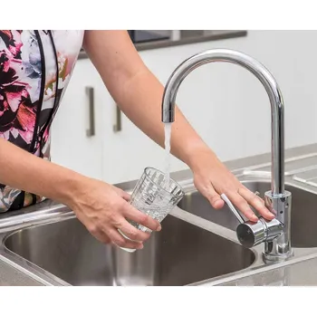 vodní filtr Quell systém filtrace vody pod dřez