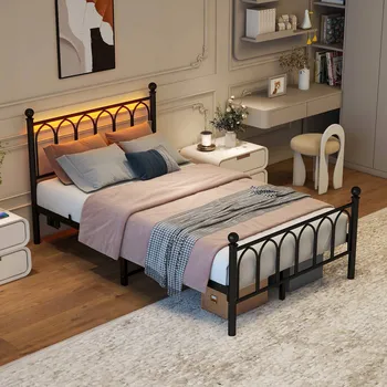 Postel Jednolůžková dřevěná postel Arhatreya 120x200 cm černá