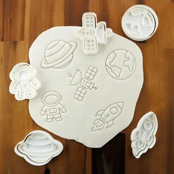 Vykrajovátko Vesmír a kosmonaut | Sada vykrajovátek