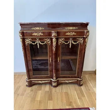 Vinotéka Starožitná vitrína s prosklenými dvířky a bronzovými aplikacemi, cena za ks