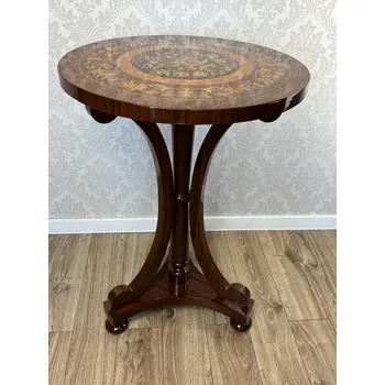 Konferenční stolek Starožitný jemně tvarovaný stolek s kulatou deskou, cena za ks